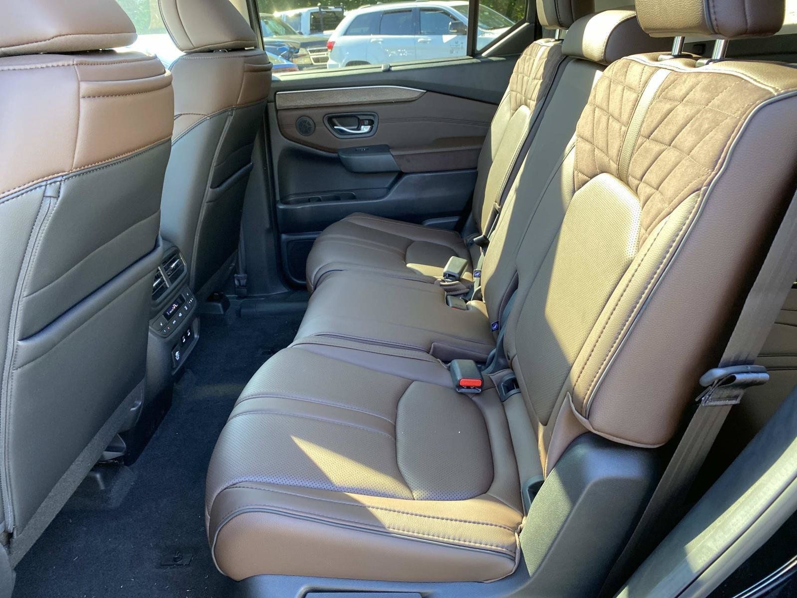 New 2026 Honda Pilot Elite image 8