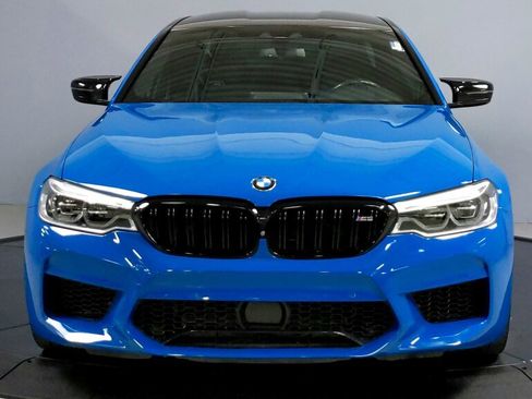 Used 2019 BMW M5 w/ Executive Package image 2