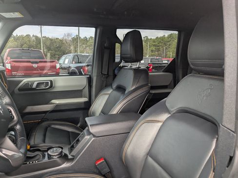 Used 2022 Ford Bronco Badlands w/ Sasquatch Package image 14