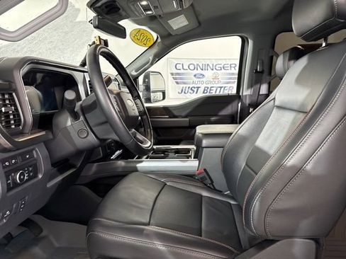 Used 2024 Ford F250 Lariat w/ FX4 Off-Road Package image 17