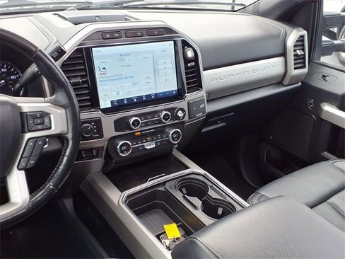Used 2022 Ford F350 Lariat w/ Lariat Ultimate Package image 5