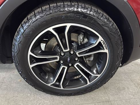 Used 2015 Ford Explorer Sport w/ Equipment Group 401A AWD/4WD image 61