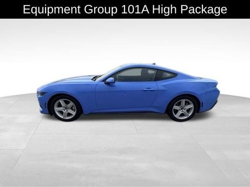 Used 2026 Ford Mustang Coupe RWD image 4