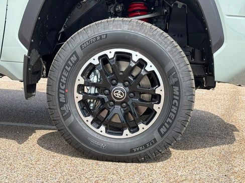 New 2026 Toyota Tundra SR5 AWD/4WD image 8