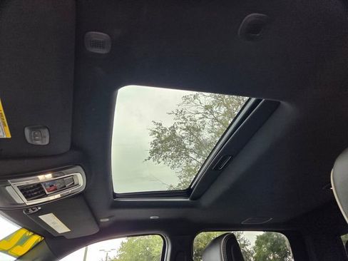 Used 2022 RAM 3500 Limited w/ Night Edition image 29