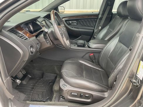 Used 2015 Ford Taurus Limited image 8