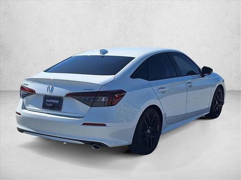 Used 2025 Honda Civic Sport image 5