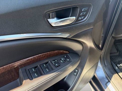 Used 2017 Acura MDX SH-AWD w/ Technology Package image 10