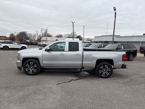 Used 2019 Chevrolet Silverado 1500 LT image 3