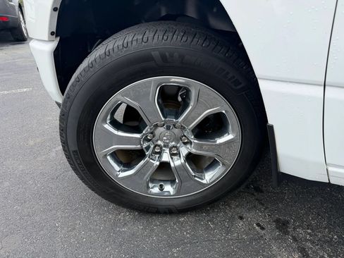 Used 2019 RAM 1500 Big Horn AWD/4WD image 41