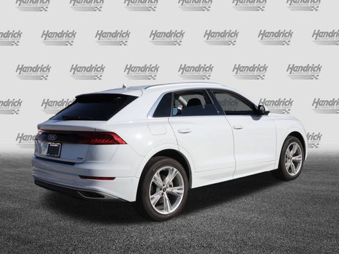 Used 2022 Audi Q8 Premium Plus image 9
