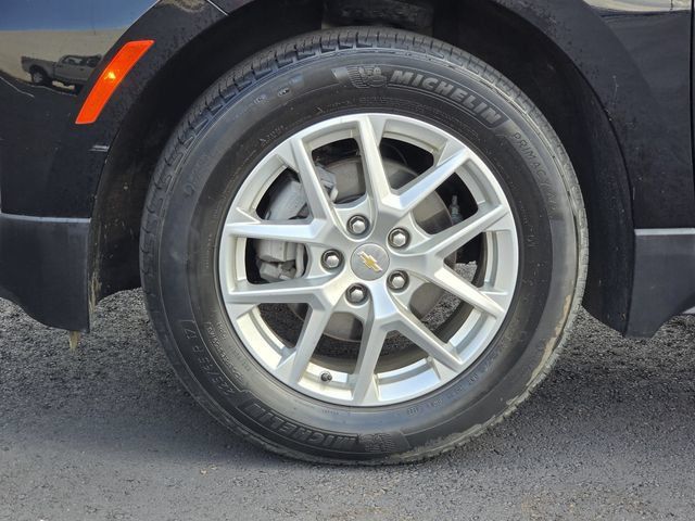 Used 2024 Chevrolet Equinox LT FWD image 28