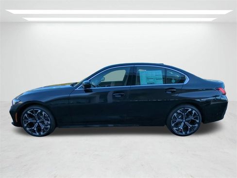 New 2025 BMW 330i xDrive Sedan w/ Premium Package image 7