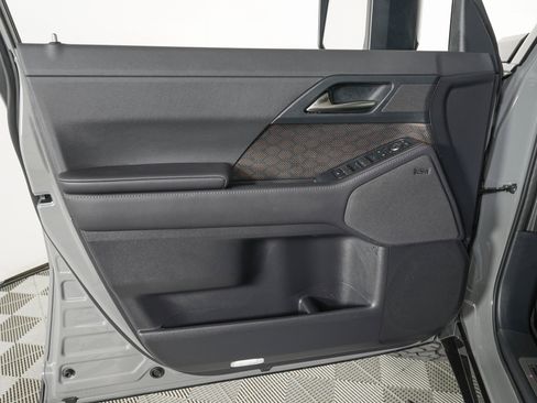 Used 2025 Lexus GX 550 550 Luxury+ image 16