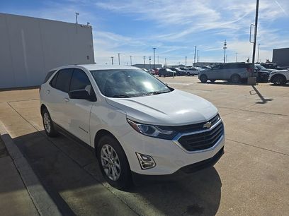 Used 2020 Chevrolet Equinox LS w/ LS Convenience Package