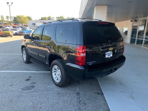 Used 2013 Chevrolet Tahoe LT w/ Luxury Package RWD image 7