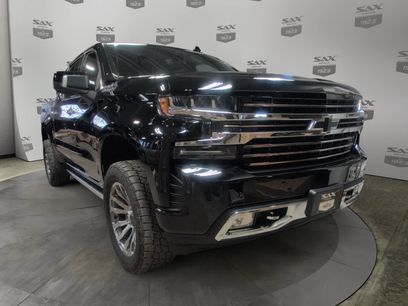 Used 2019 Chevrolet Silverado 1500 High Country w/ Technology Package