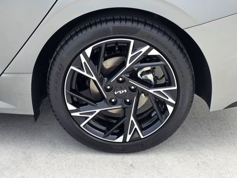 Used 2025 Kia K5 GT-Line w/ GT-Line Premium Package AWD/4WD image 8