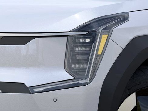 New 2026 Kia EV9 Wind AWD/4WD image 9