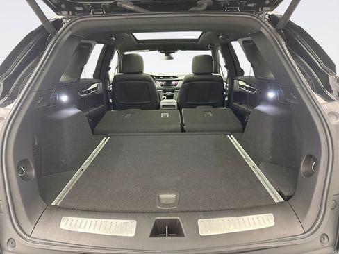 Used 2020 Cadillac XT5 Premium Luxury AWD/4WD image 24