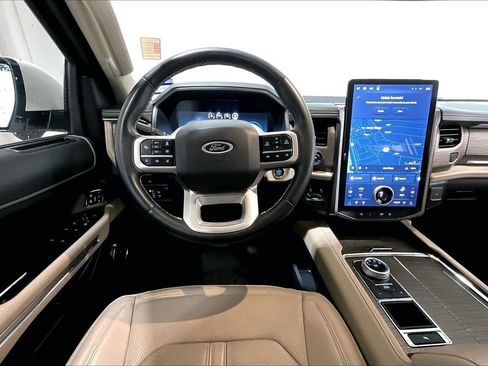 Used 2023 Ford Expedition Max Limited RWD image 14
