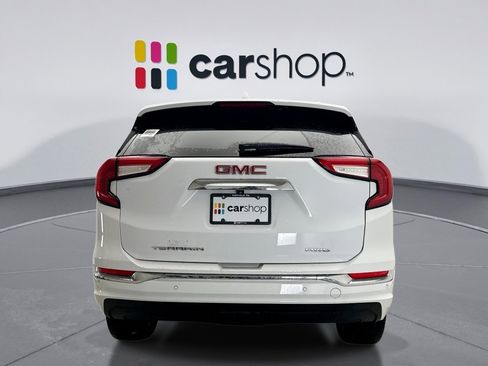 Used 2023 GMC Terrain Denali w/ LPO, Floor Liner Package AWD/4WD image 4