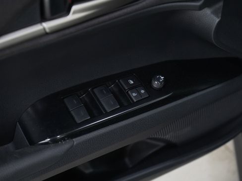 Used 2025 Toyota Camry LE image 17