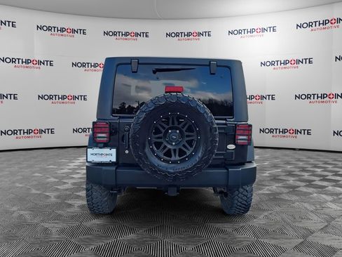 Used 2017 Jeep Wrangler Sport image 5
