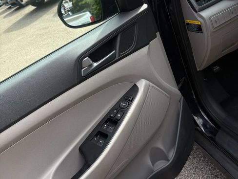 Used 2016 Hyundai Tucson SE FWD image 41