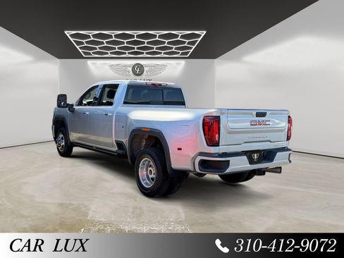 Used 2022 GMC Sierra 3500 Denali w/ Denali Ultimate Package AWD/4WD image 3
