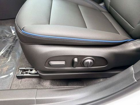 New 2026 Buick Envista Sport Touring w/ Convenience I Package FWD image 19