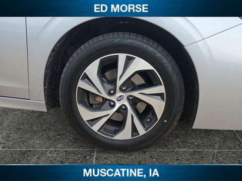 Used 2025 Subaru Legacy AWD/4WD image 12