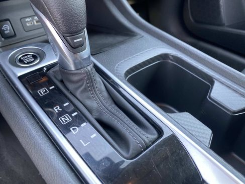 Used 2024 Nissan Sentra SV FWD image 14