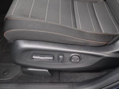 Certified 2025 Honda CR-V Sport image 23