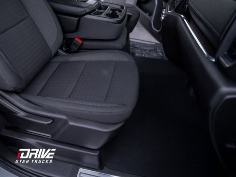 Used 2024 GMC Sierra 1500 SLE image 22