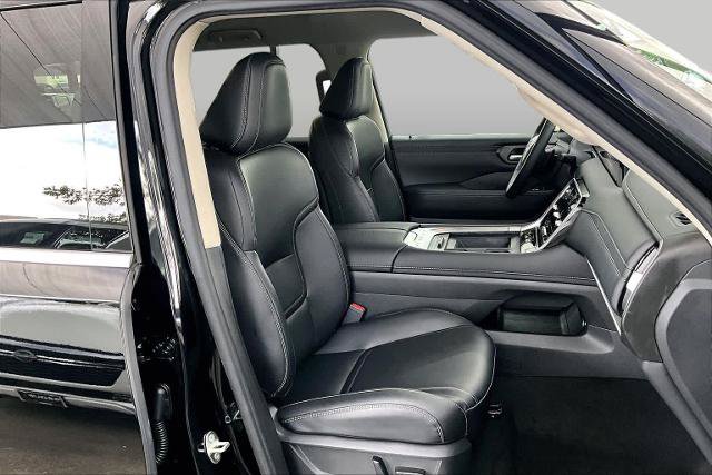 Certified 2026 Nissan Armada SV RWD image 9