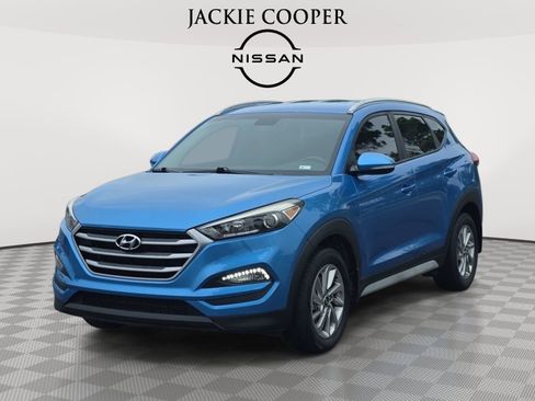 Used 2017 Hyundai Tucson SE Plus FWD image 1