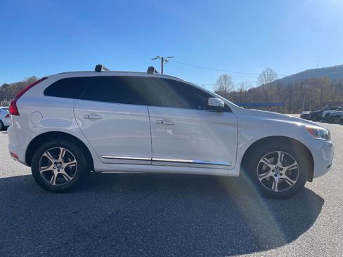 Used 2015 Volvo XC60 T6 image 8