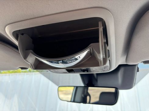 Used 2020 Honda Odyssey Elite image 34