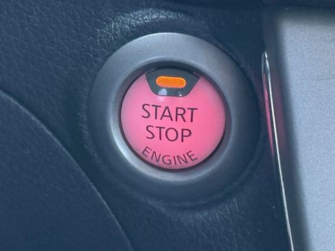 Used 2013 Nissan Sentra SV w/ Driver Pkg FWD image 25