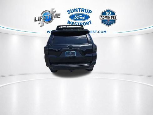Used 2021 Toyota 4Runner TRD Pro AWD/4WD image 4