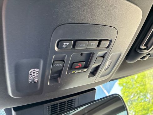 New 2026 Toyota Camry SE FWD image 39