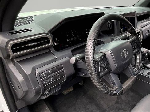 Used 2024 Toyota Tacoma SR image 12