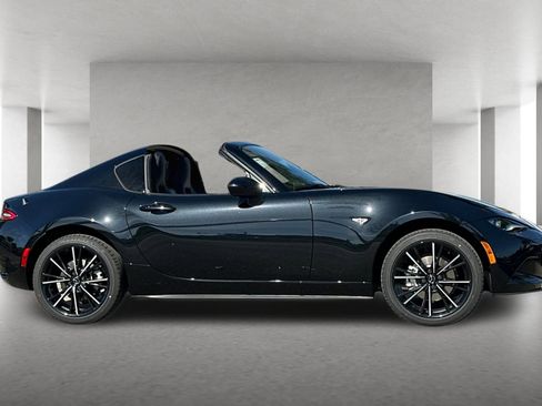 New 2026 MAZDA MX-5 Miata RF Grand Touring RWD image 3