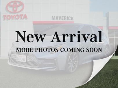 Used 2021 Toyota Corolla SE w/ Carpet Mat Package (TMS)