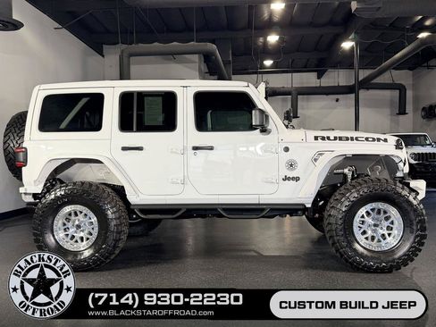 Used 2025 Jeep Wrangler Unlimited Rubicon 4xe w/ Safety Group AWD/4WD image 8