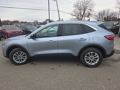 Certified 2022 Ford Escape SE w/ Convenience Package image 16