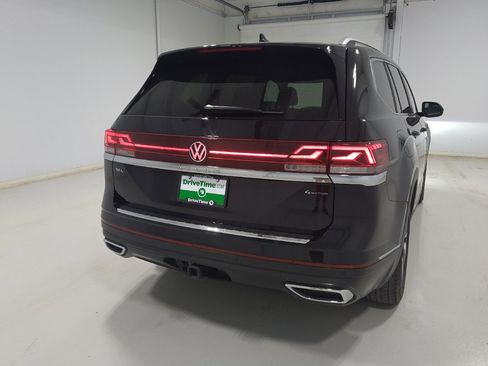 Used 2024 Volkswagen Atlas SEL AWD/4WD image 7