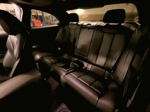 Used 2024 BMW 230i Coupe w/ Convenience Package image 19