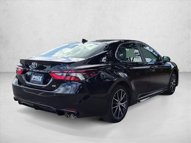 Used 2023 Toyota Camry SE FWD image 5